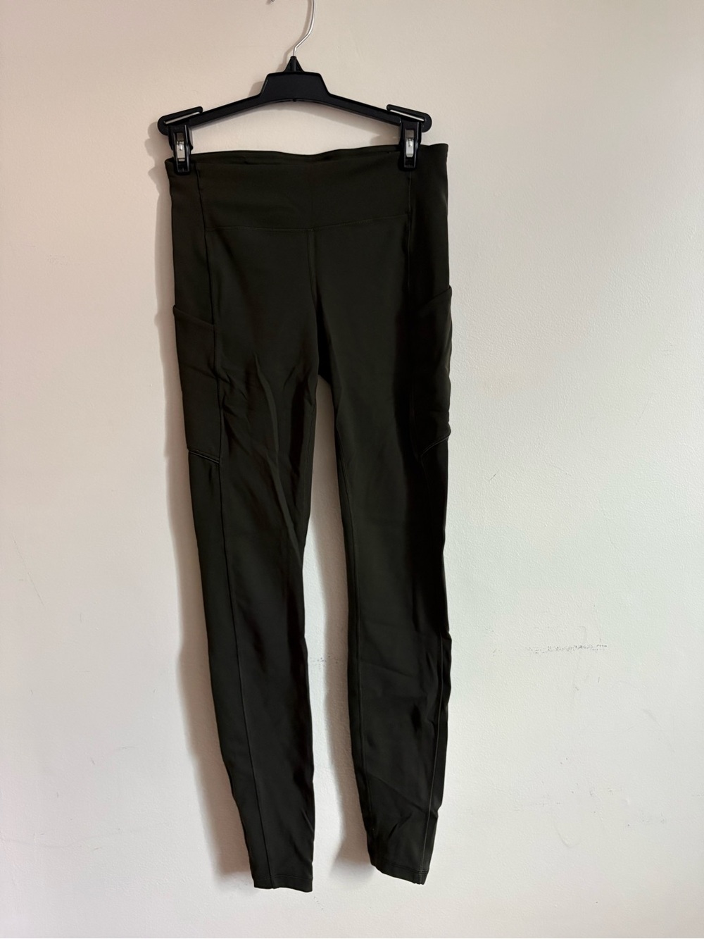 lululemon athletica speed up tights in olive green